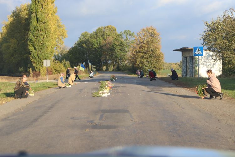 зустрічали загиблого Героя