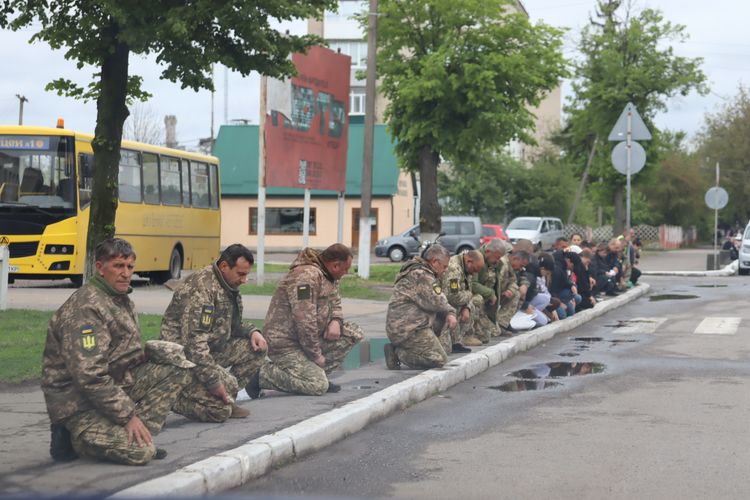 Зустріли загиблого Героя