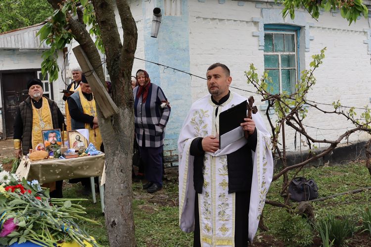 В останню дорогу провели