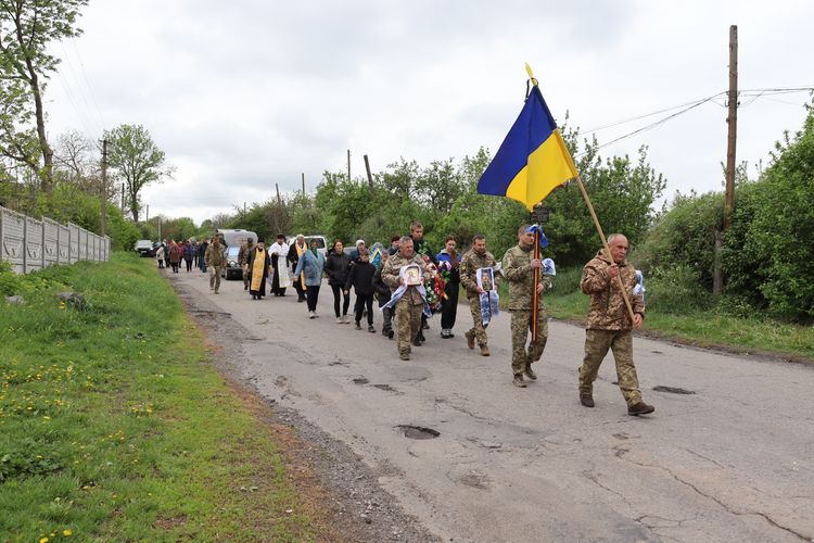 В останню дорогу провели