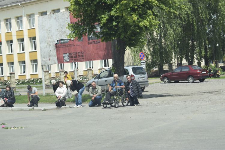 Зустріли Героя На щиті