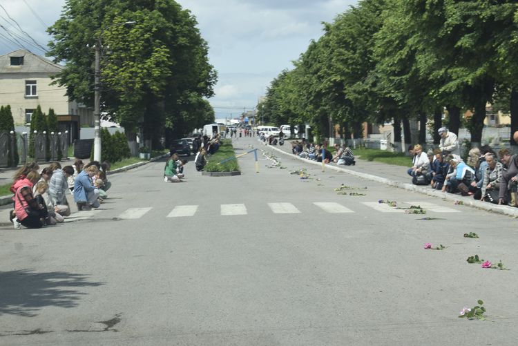 Зустріли Героя На щиті
