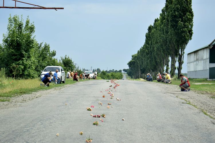 Пробачте, друзі і родина