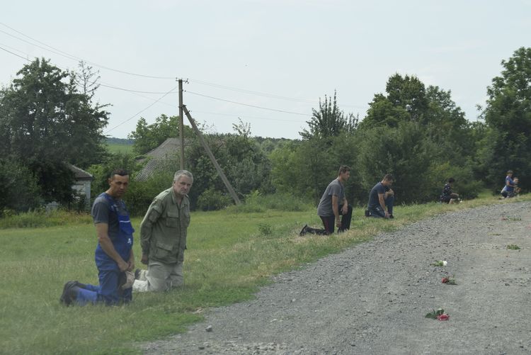 Пробачте, друзі і родина