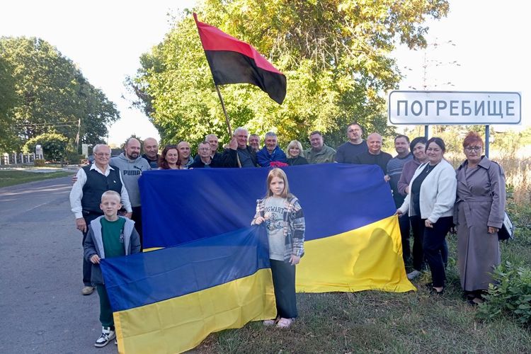 зустріли Героя з полону