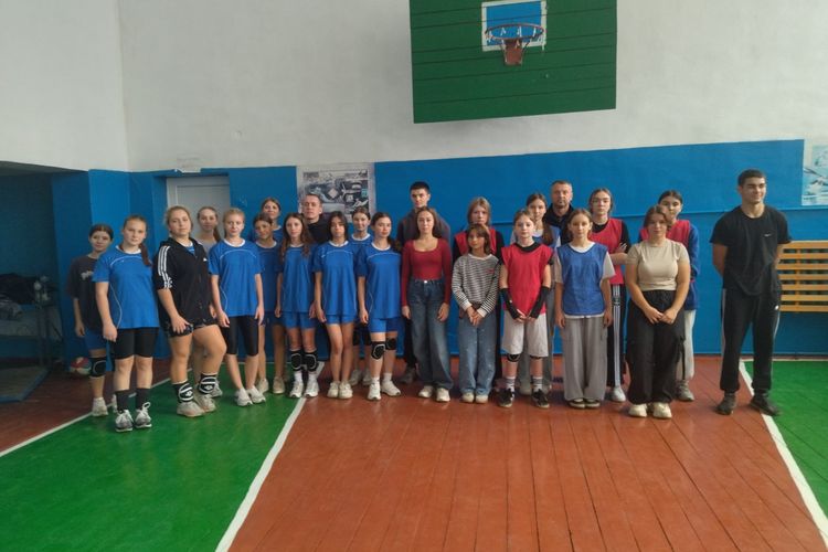 Розпочалися чемпіонати