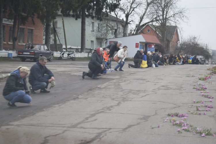 Додому вернувся він з бою