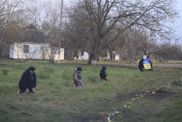 Додому вернувся він з бою