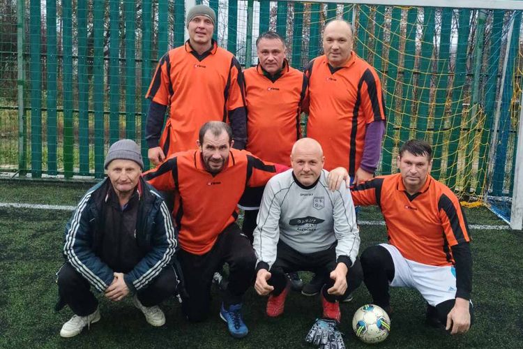 змагання з футболу