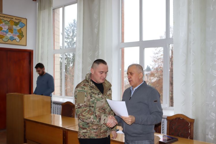 Вітали військовослужбовців та волонтерів