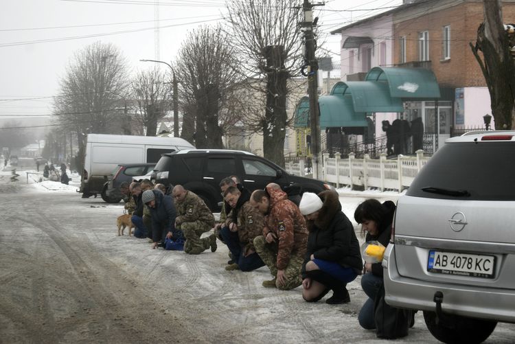 зустрічали загиблого Героя