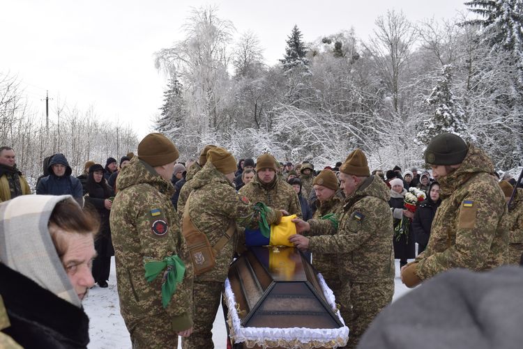 Богдан загинув