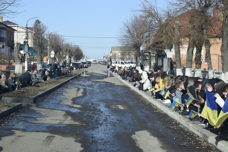 Зустріли воїна «на щиті»