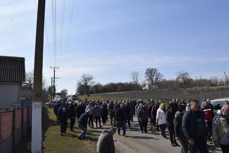 Захисника Сергія Лабу поховали