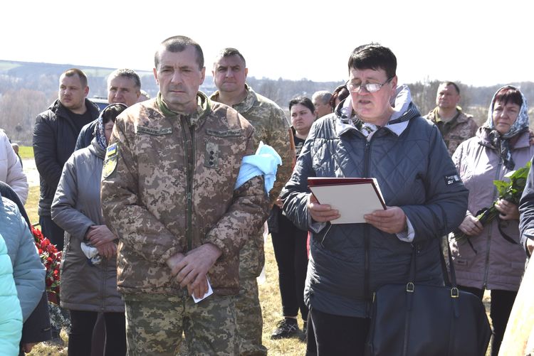 Захисника Сергія Лабу поховали