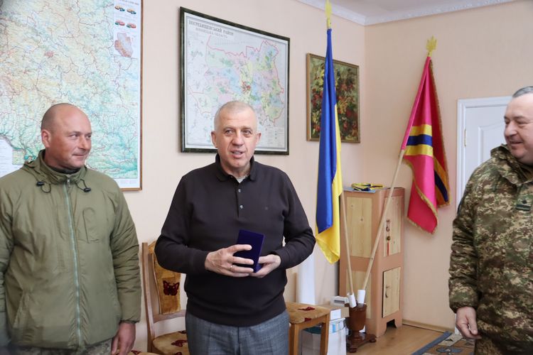 14-та бригада нагородила Погребищенську громаду