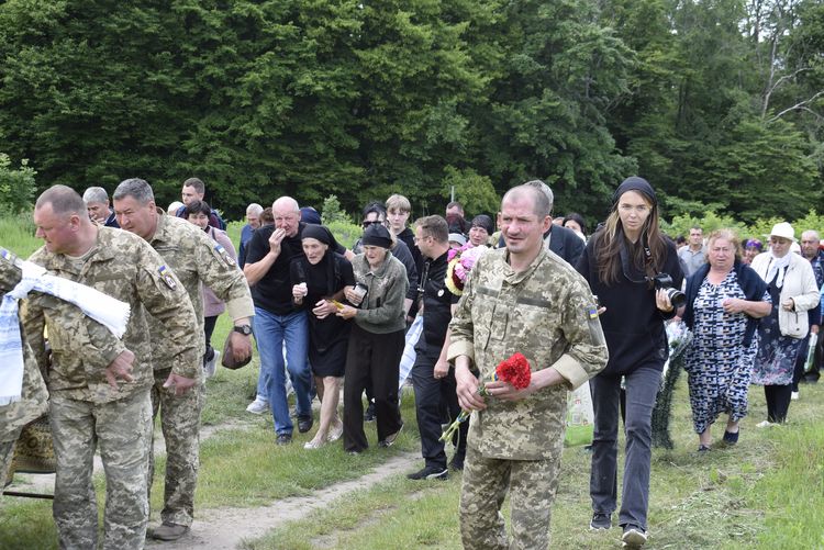 Зустріли і провели в останню дорогу