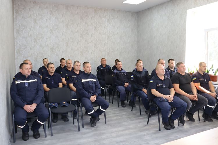 Привітали рятувальників із професійним святом