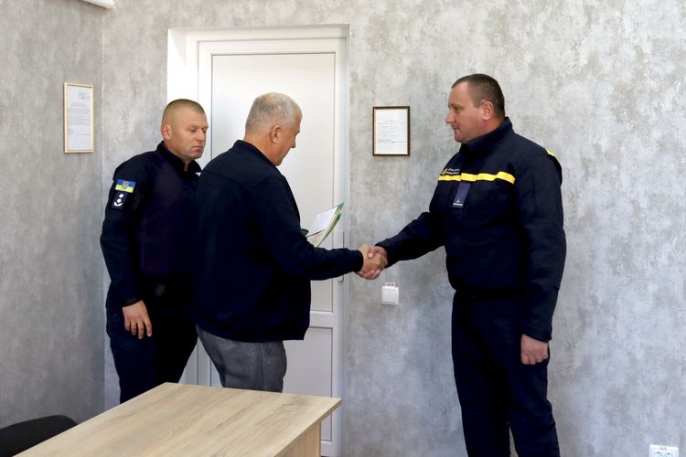 Привітали рятувальників із професійним святом