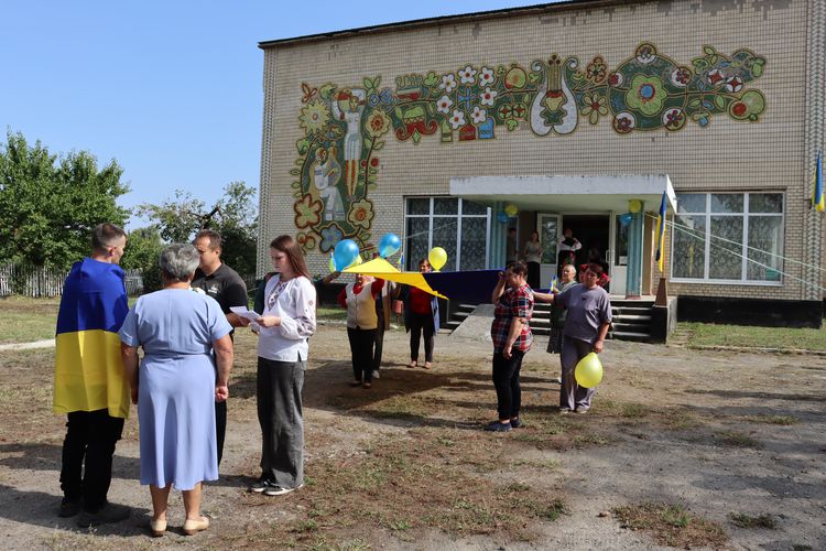 повернувся з полону