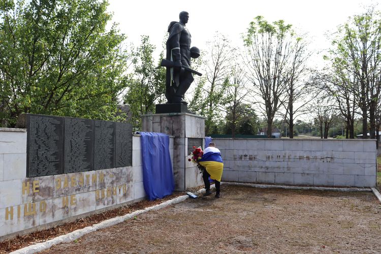 повернувся з полону
