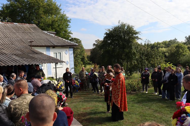 Погребищенська громада попрощалася